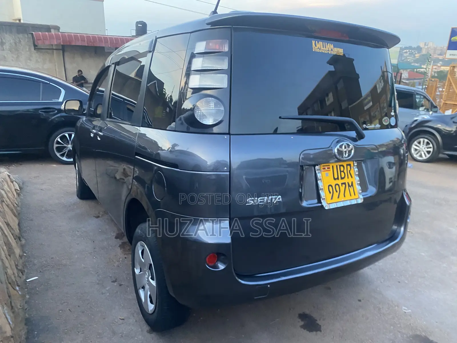 Toyota Sienta 2016 Black