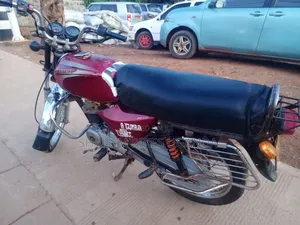Bajaj Boxer 2015 Red