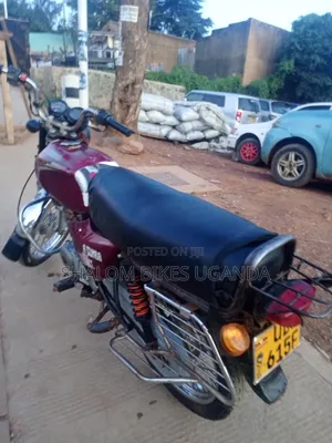 Bajaj Boxer 2015 Red