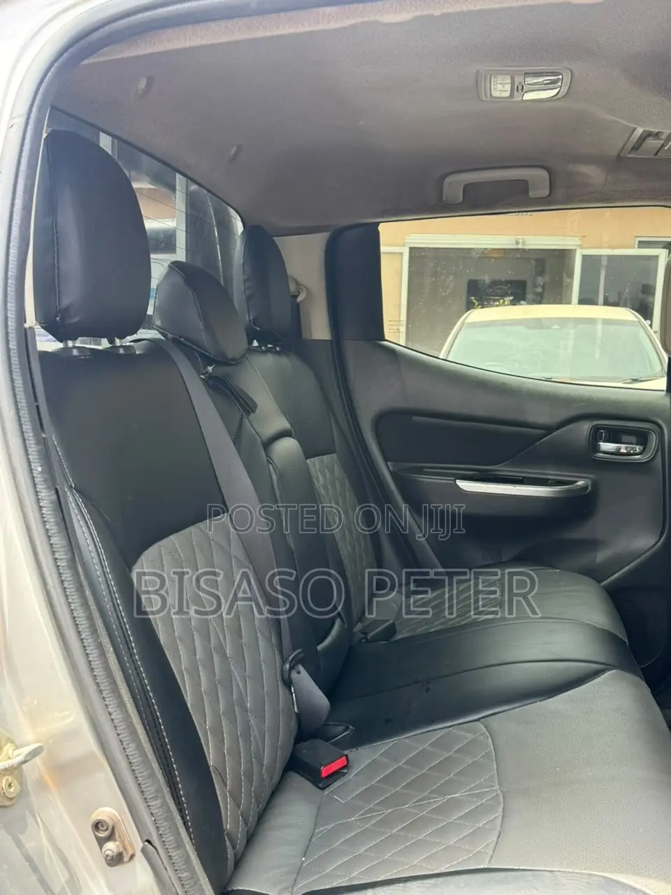Mitsubishi L200 2022 Silver