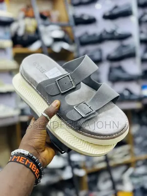 Men's Dual-Buckle Platform Slide Sandals