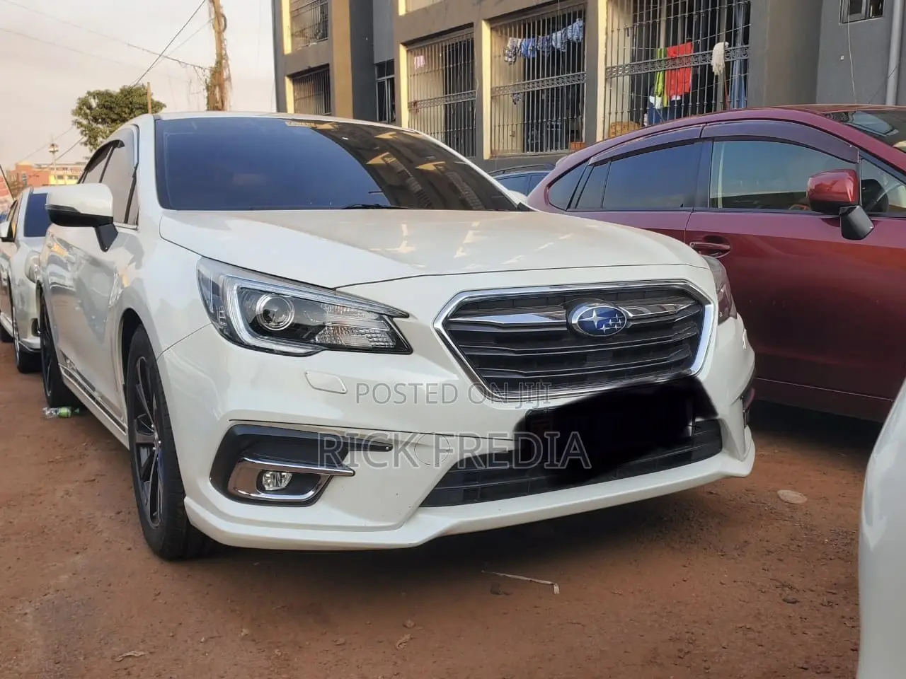 Subaru Legacy 2.5i Premium AWD 2017 White