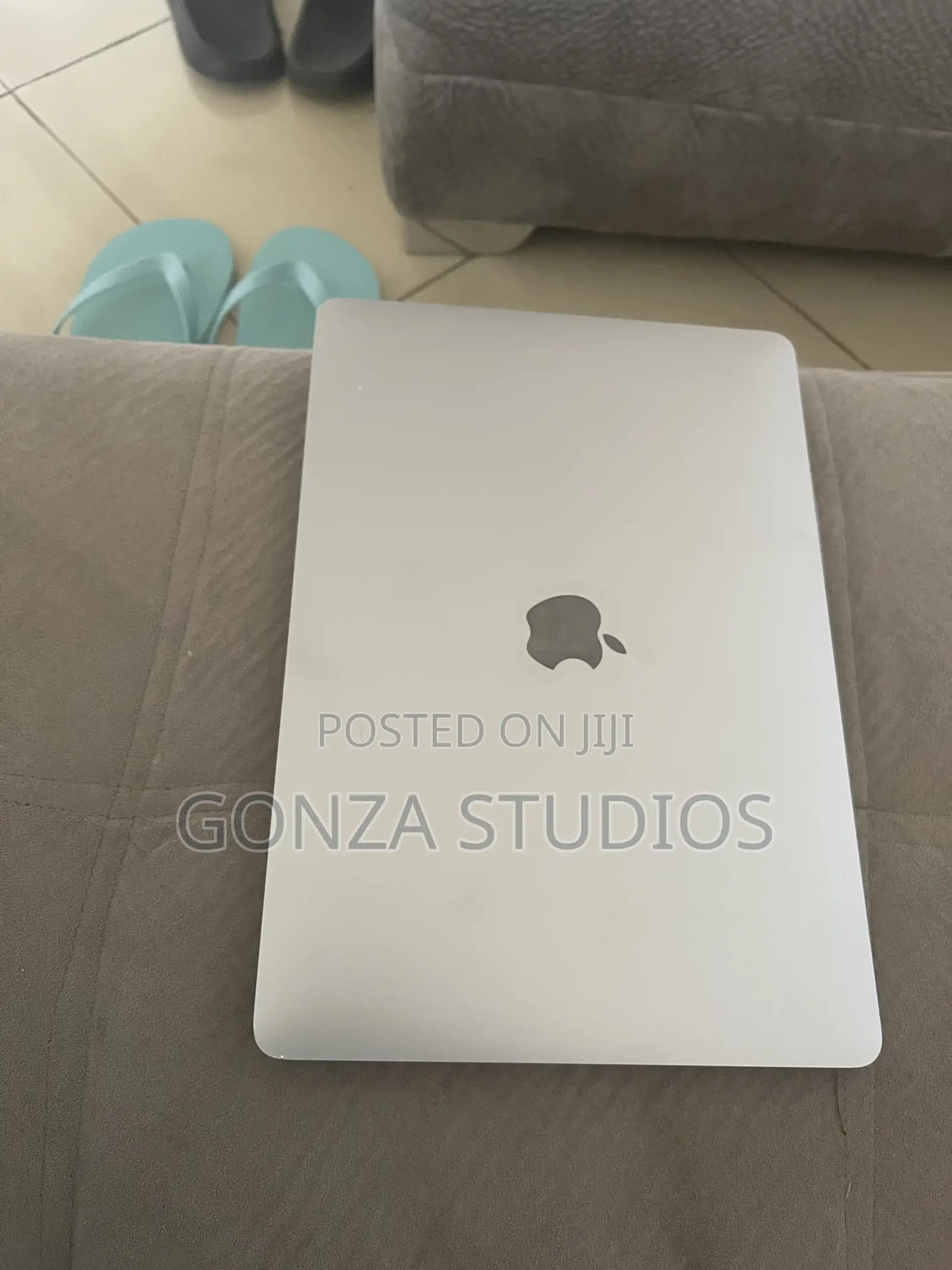 Laptop Apple MacBook Pro 8GB Apple M1 SSD 250GB