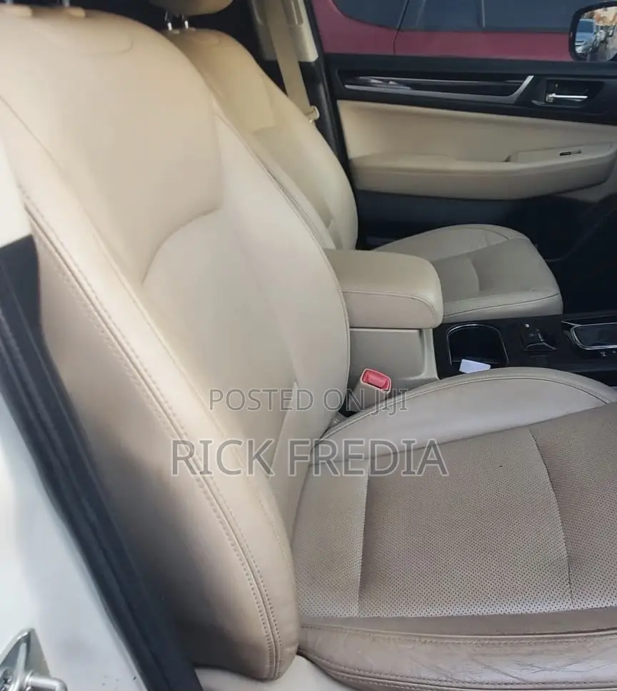 Subaru Legacy 2.5i Premium AWD 2017 White