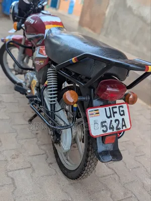 TVS HLX 125 2022 Red