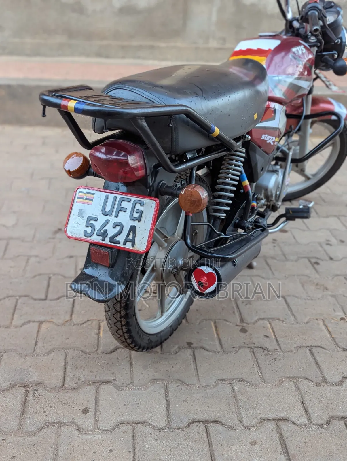 TVS HLX 125 2022 Red