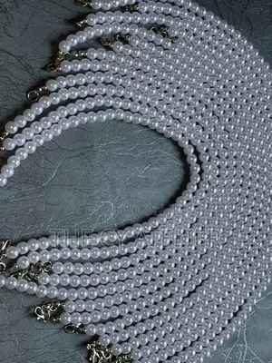 Single Strand Pearl Fashion Necklace
