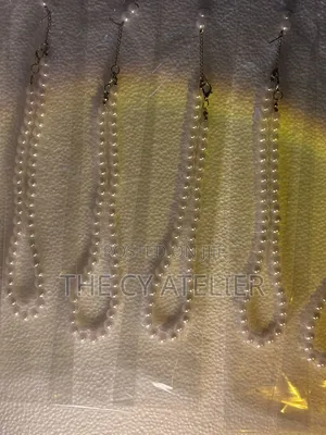 Single Strand Pearl Fashion Necklace