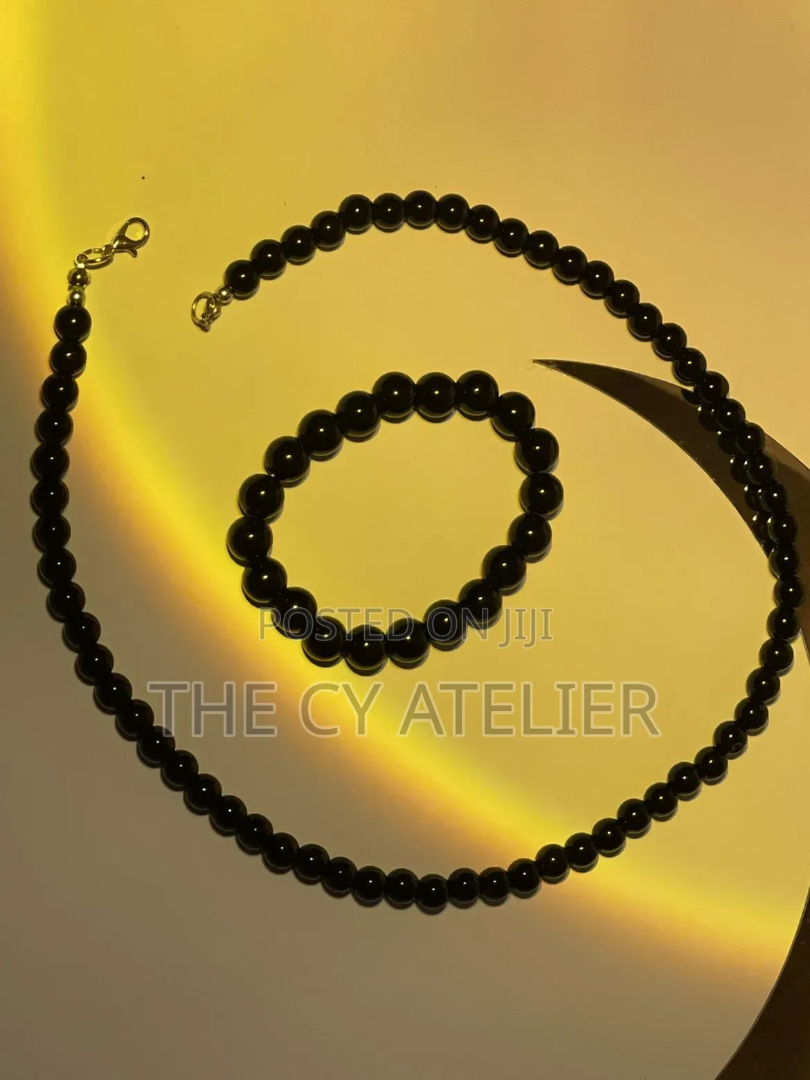 Single Strand Pearl Fashion Necklace