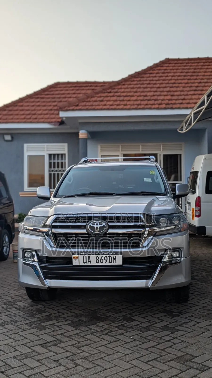 Toyota Land Cruiser 4.5 V8 TD STD 2010 Silver