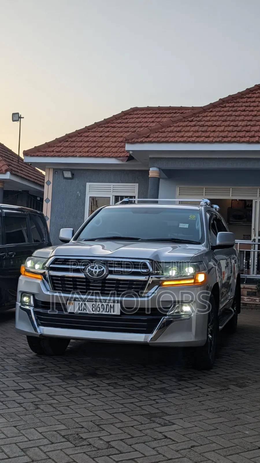 Toyota Land Cruiser 4.5 V8 TD STD 2010 Silver