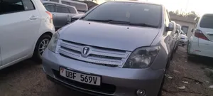 Toyota IST 2008 Silver