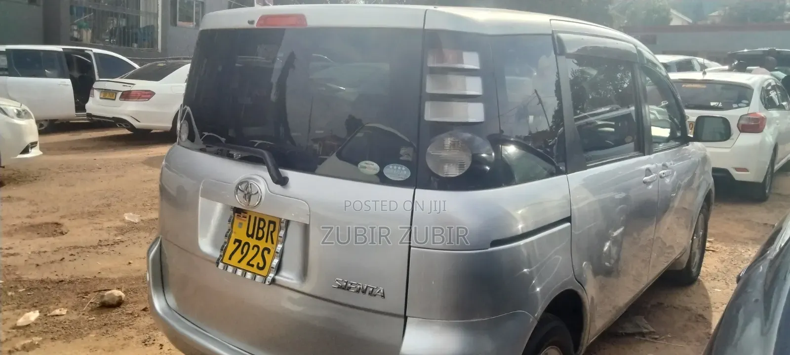 Toyota Sienta 2008 Silver