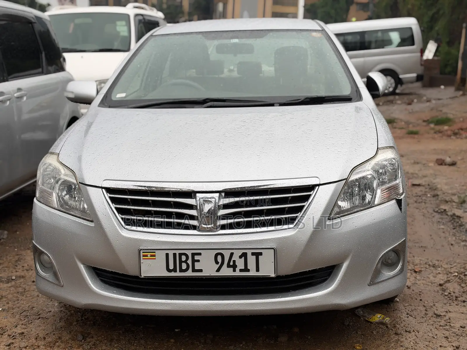 Toyota Premio 2010 Silver