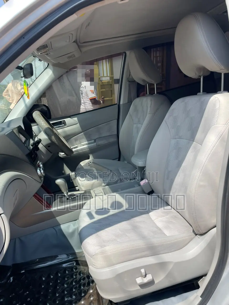 Subaru Forester 2010 Silver