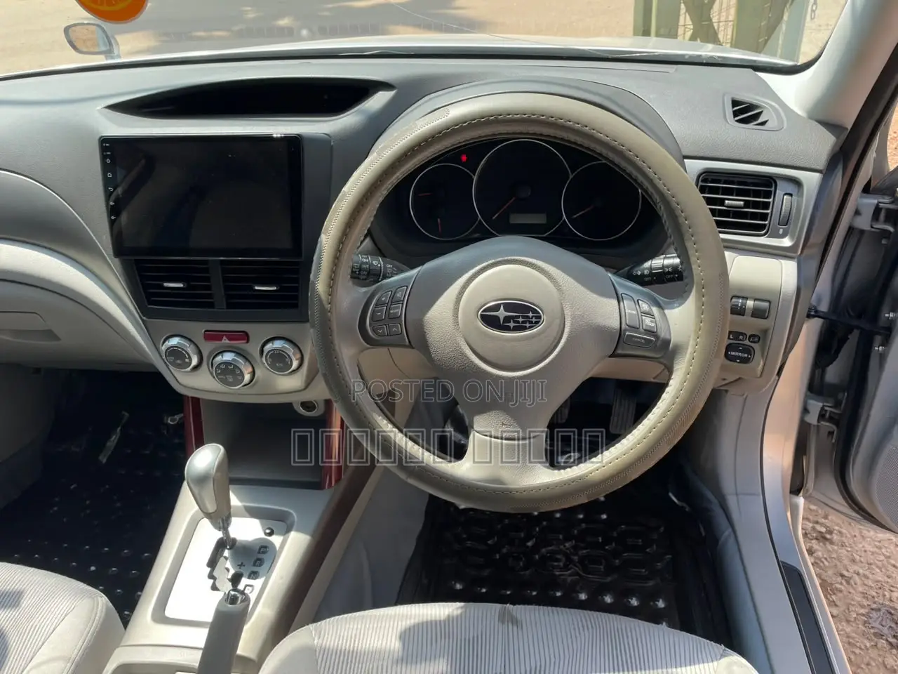 Subaru Forester 2010 Silver