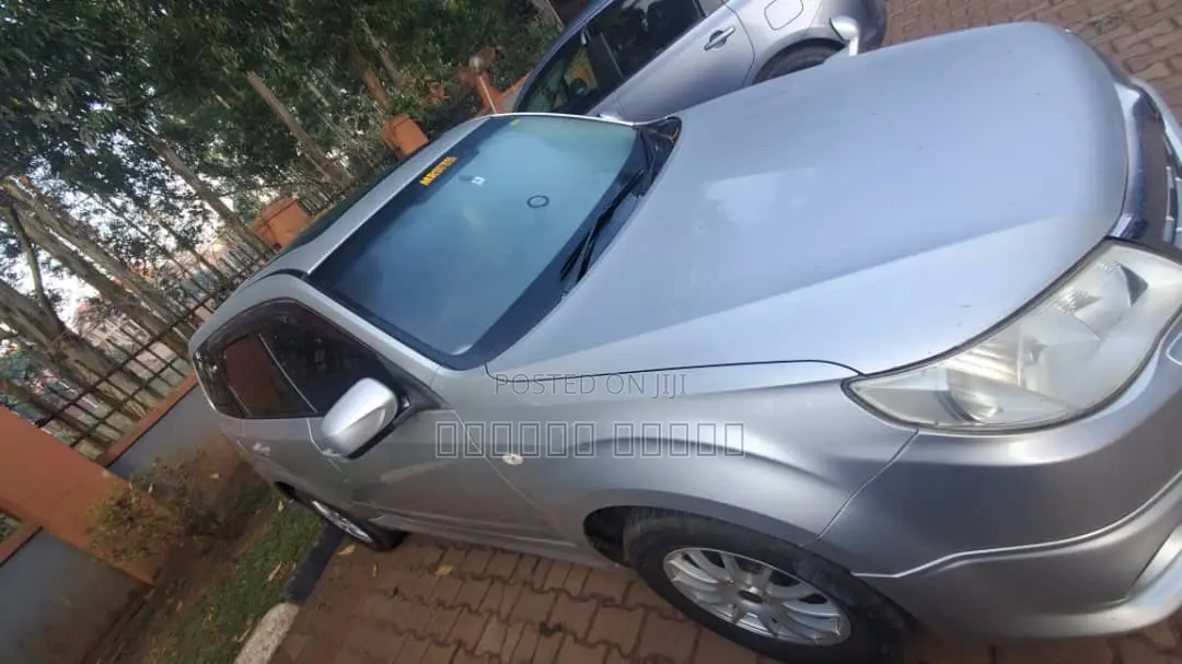 Subaru Forester 2010 Silver