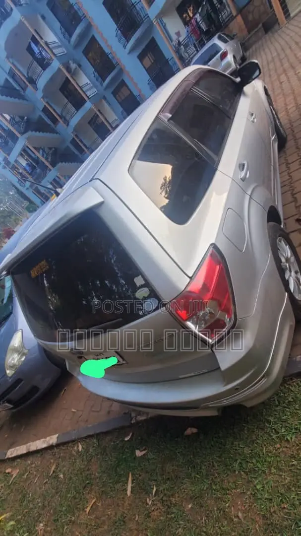 Subaru Forester 2010 Silver