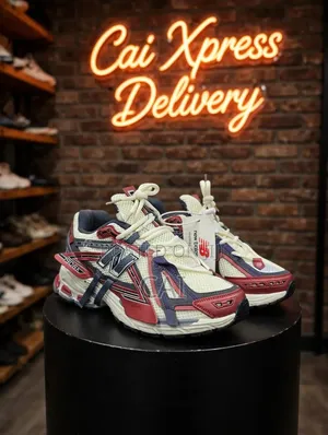 New Balance Sneakers 1906A. Crimson