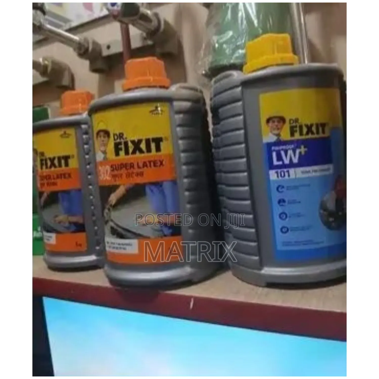 DR. FIXIT 302 SBR Latex for Waterproofing & Repairs on Roofs, Terraces
