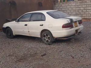 Toyota Corona 1998 White