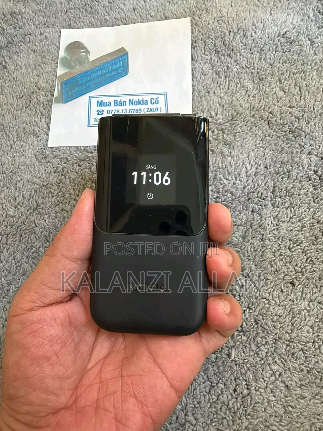 New Nokia 2720 Flip 512 GB Gray