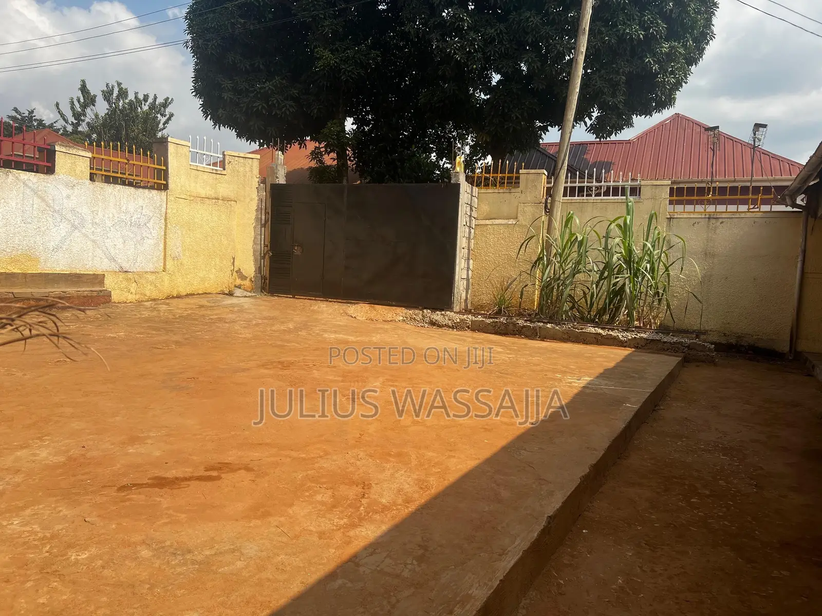 3bdrm House in Kira for sale