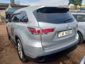Toyota Kluger 2018 Silver
