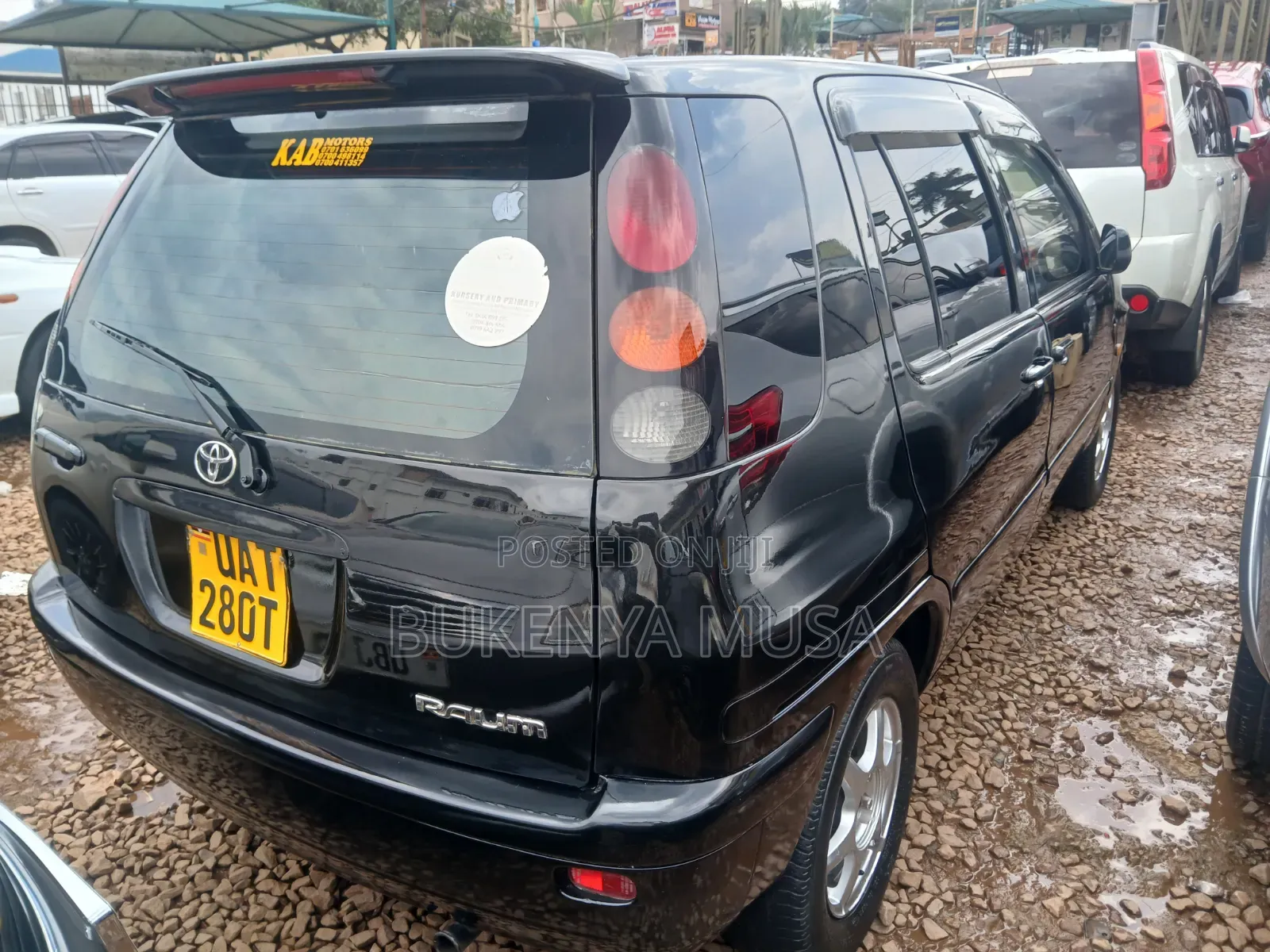 Toyota Raum 1997 Black