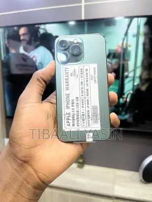 Apple iPhone 13 128 GB Green