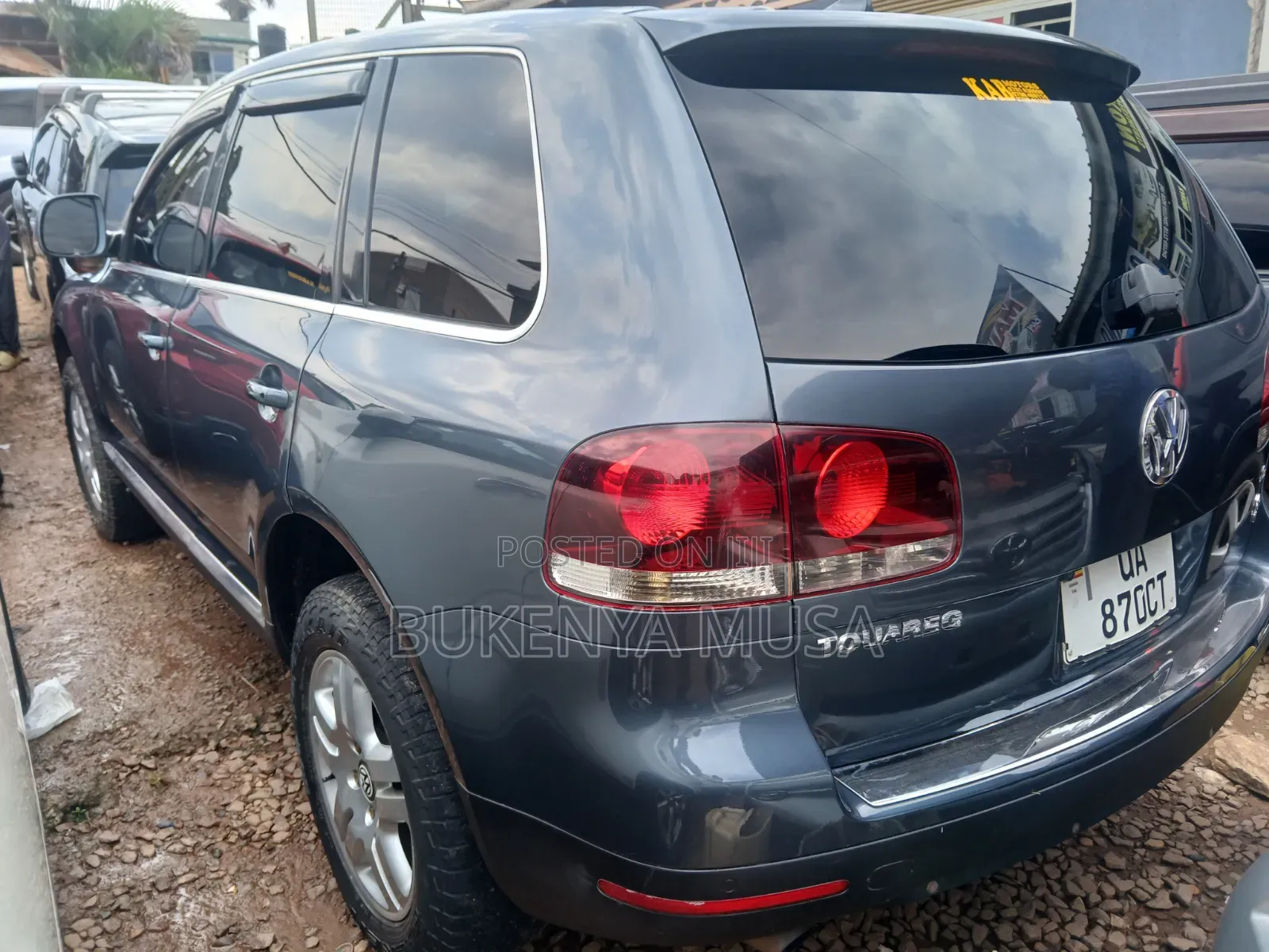 Volkswagen Touareg 2010 Gray