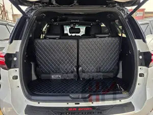 Toyota Fortuner 2.8 D AWD 2024 White