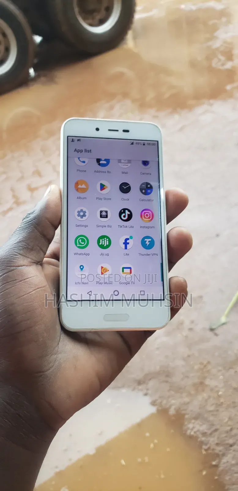 Fujitsu Arrow Be3 F-02L 32 GB White