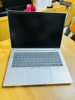 New Laptop HP EliteBook 645 G10 8GB AMD Ryzen 7 SSD 512GB