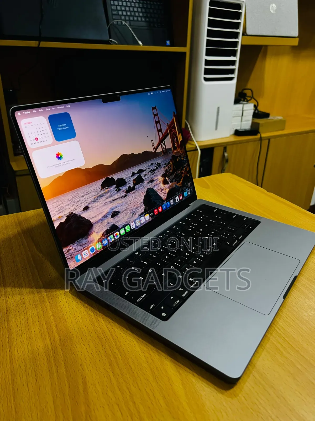New Laptop Apple MacBook Pro 2021 M1 16GB Apple M1 Pro SSD 512GB