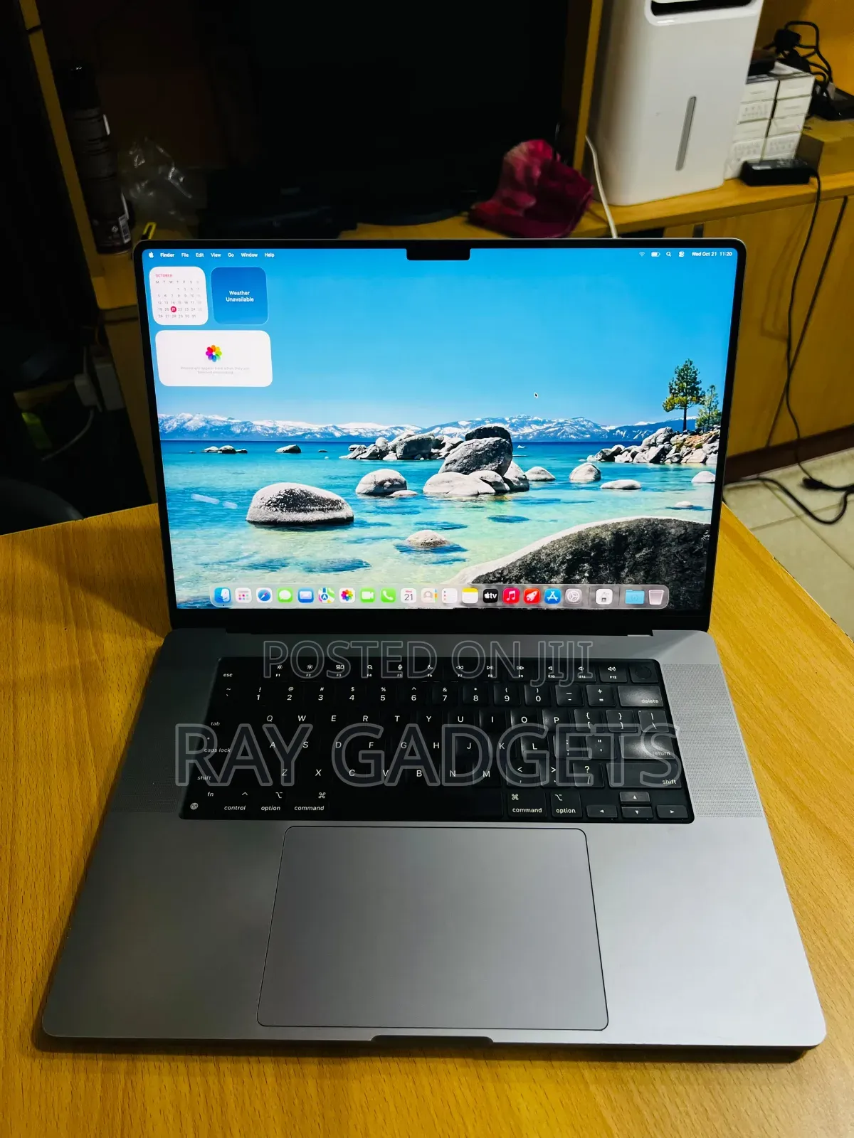 New Laptop Apple MacBook Pro 2021 M1 Max 16GB Apple M1 Max SSD 512GB