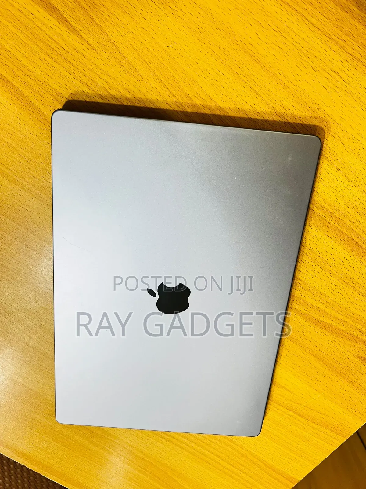New Laptop Apple MacBook Pro 2021 M1 Max 16GB Apple M1 Max SSD 512GB