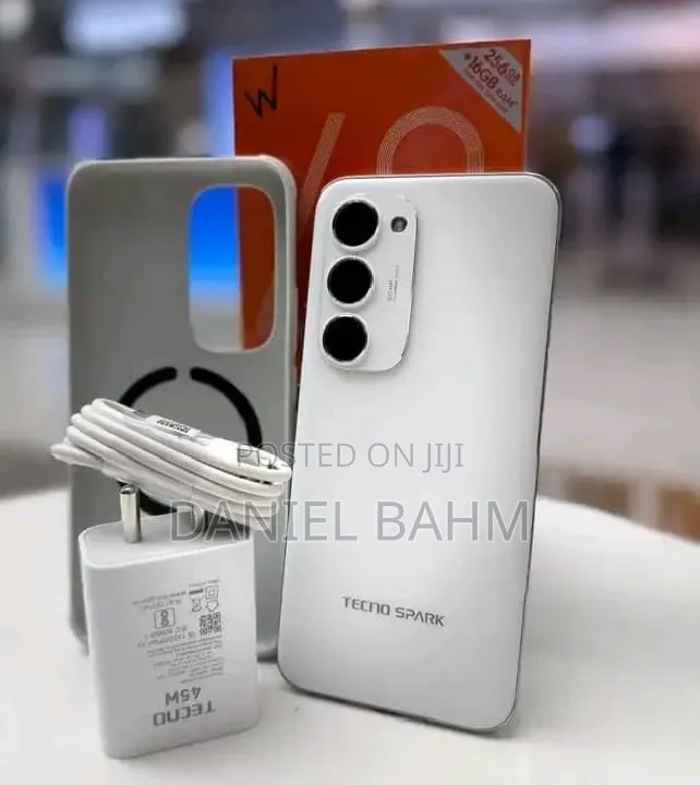 New Tecno Spark 40 Pro+ 256 GB White