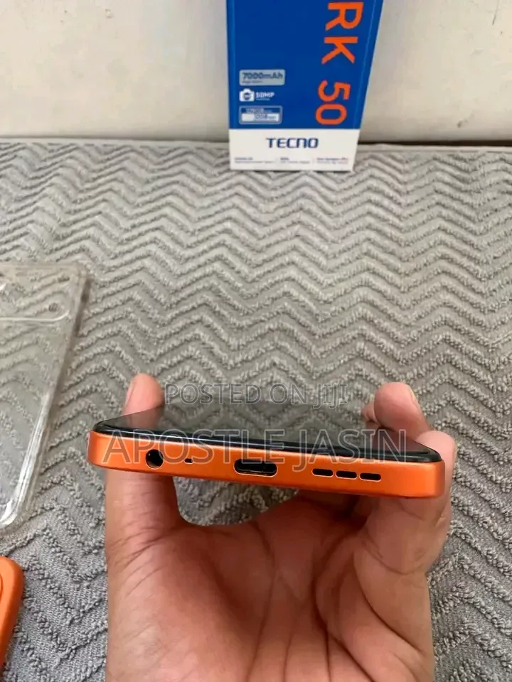 New Tecno Spark 50 128 GB Orange