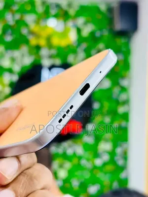 New Infinix Hot 70 256 GB Orange