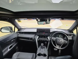 Toyota Harrier Z 2021 White