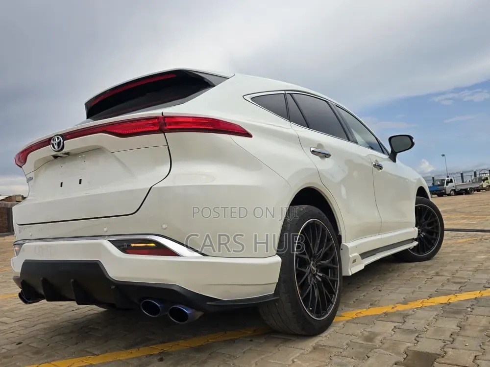 Toyota Harrier Z 2021 White