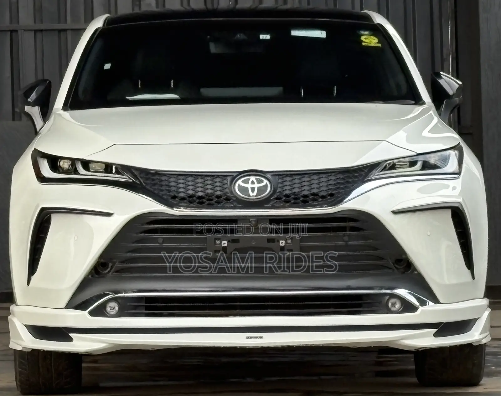 Toyota Harrier 2.0 2021 White
