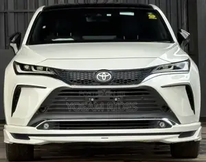 Toyota Harrier 2.0 2021 White