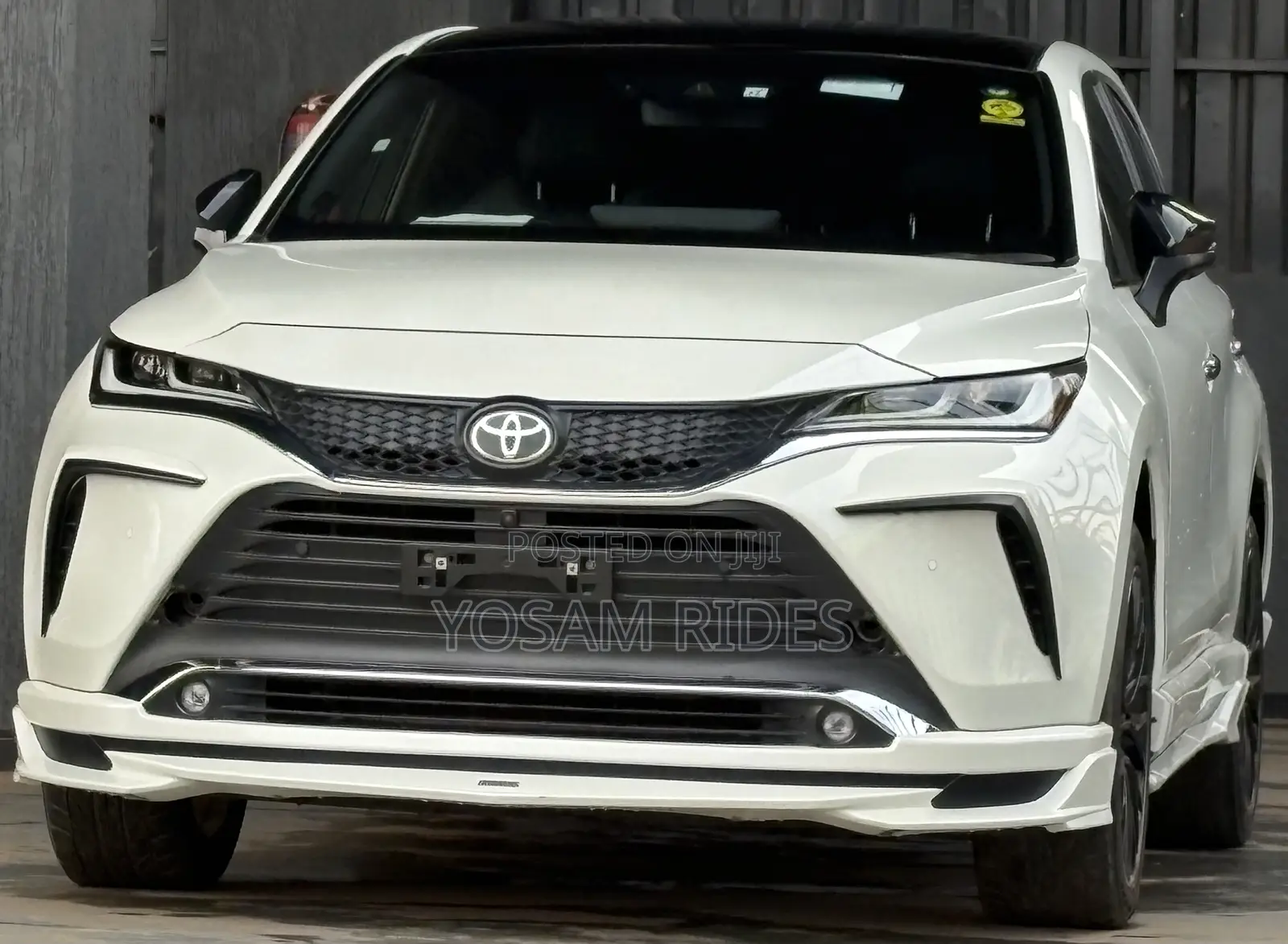 Toyota Harrier 2.0 2021 White