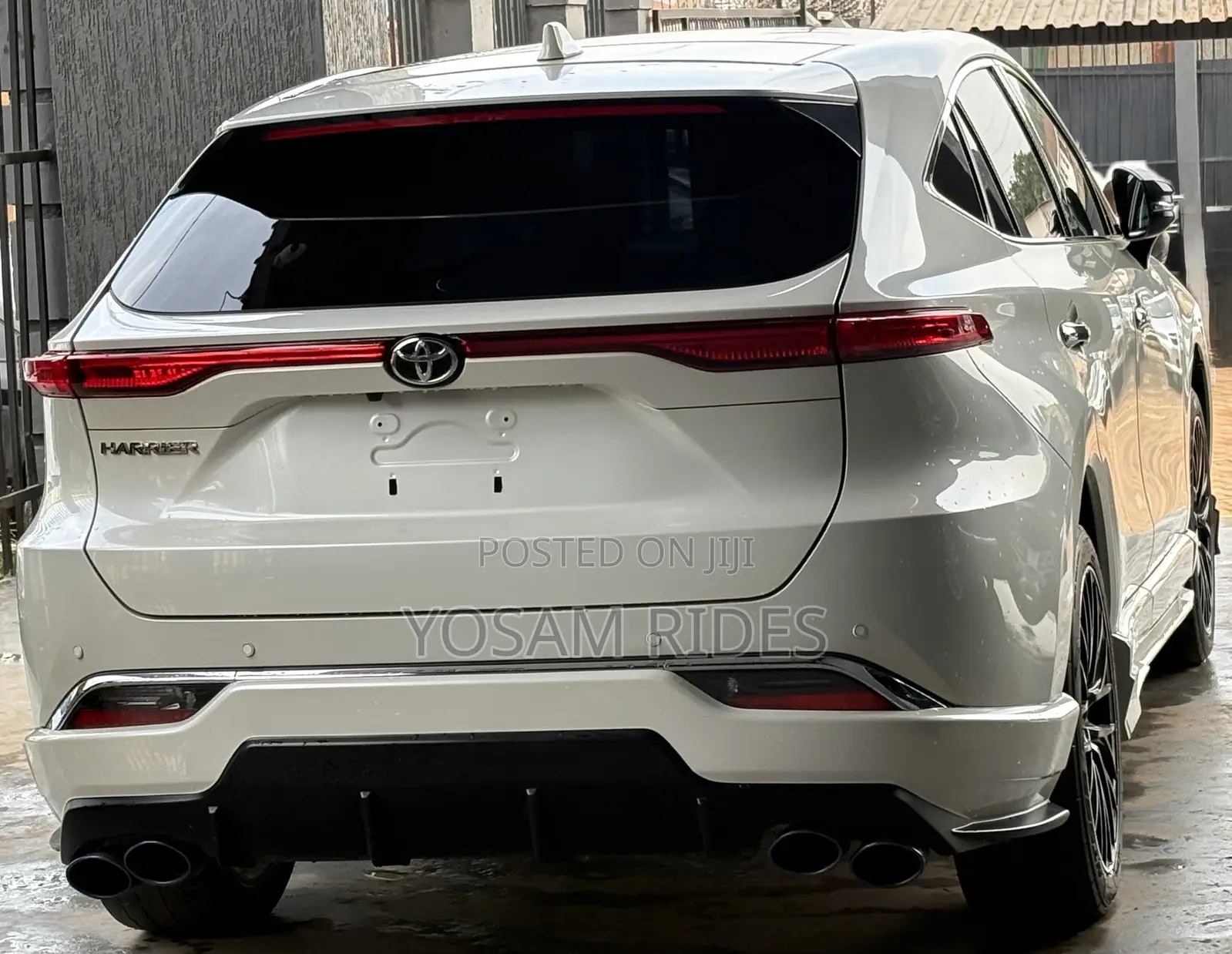 Toyota Harrier 2.0 2021 White