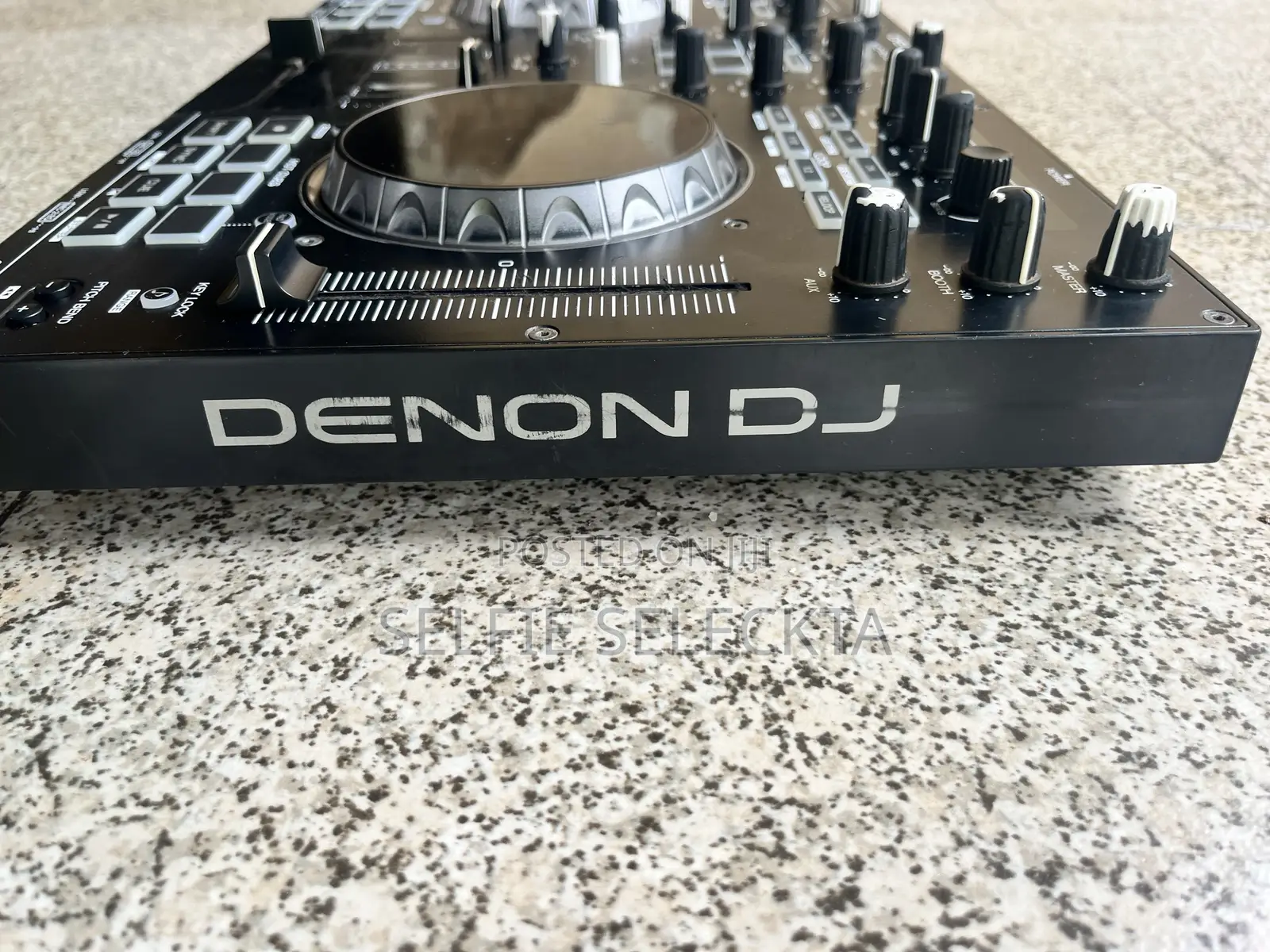 Denon Mc4000
