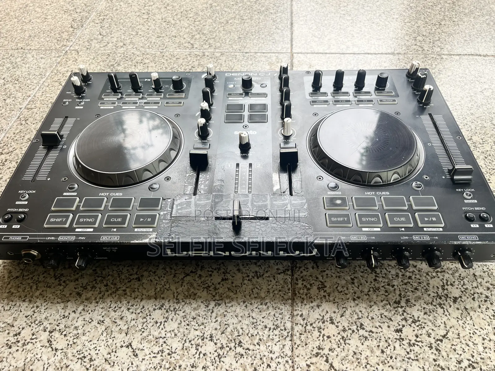 Denon Mc4000