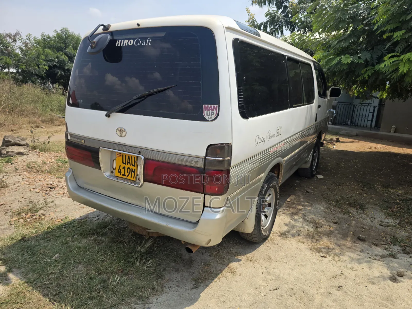 Toyota HiAce 1998 White