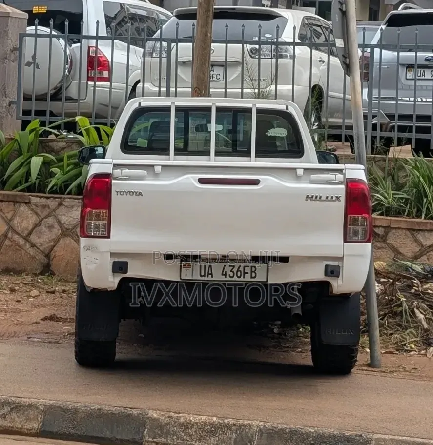Toyota Hilux Revo Single Cab Deisel 2.4 RWD 2022 White